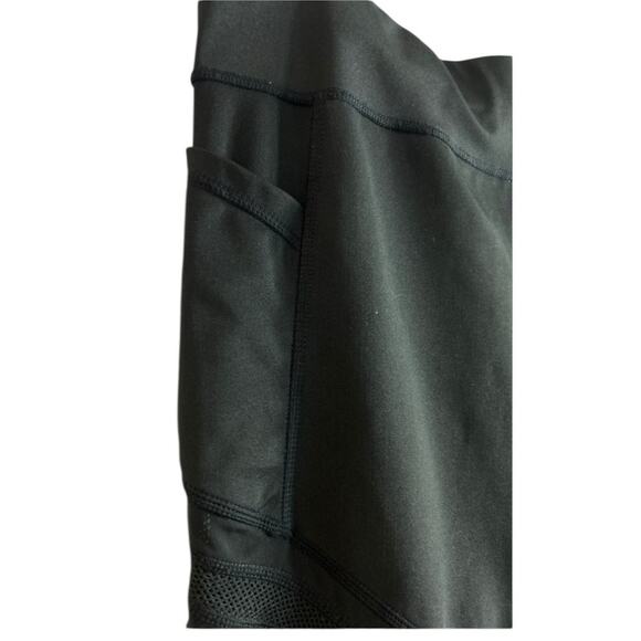 R.A.G. Women's 20” Capri Leggings Stretch Black Side Pockets Plus Size 2X - Picture 4 of 5